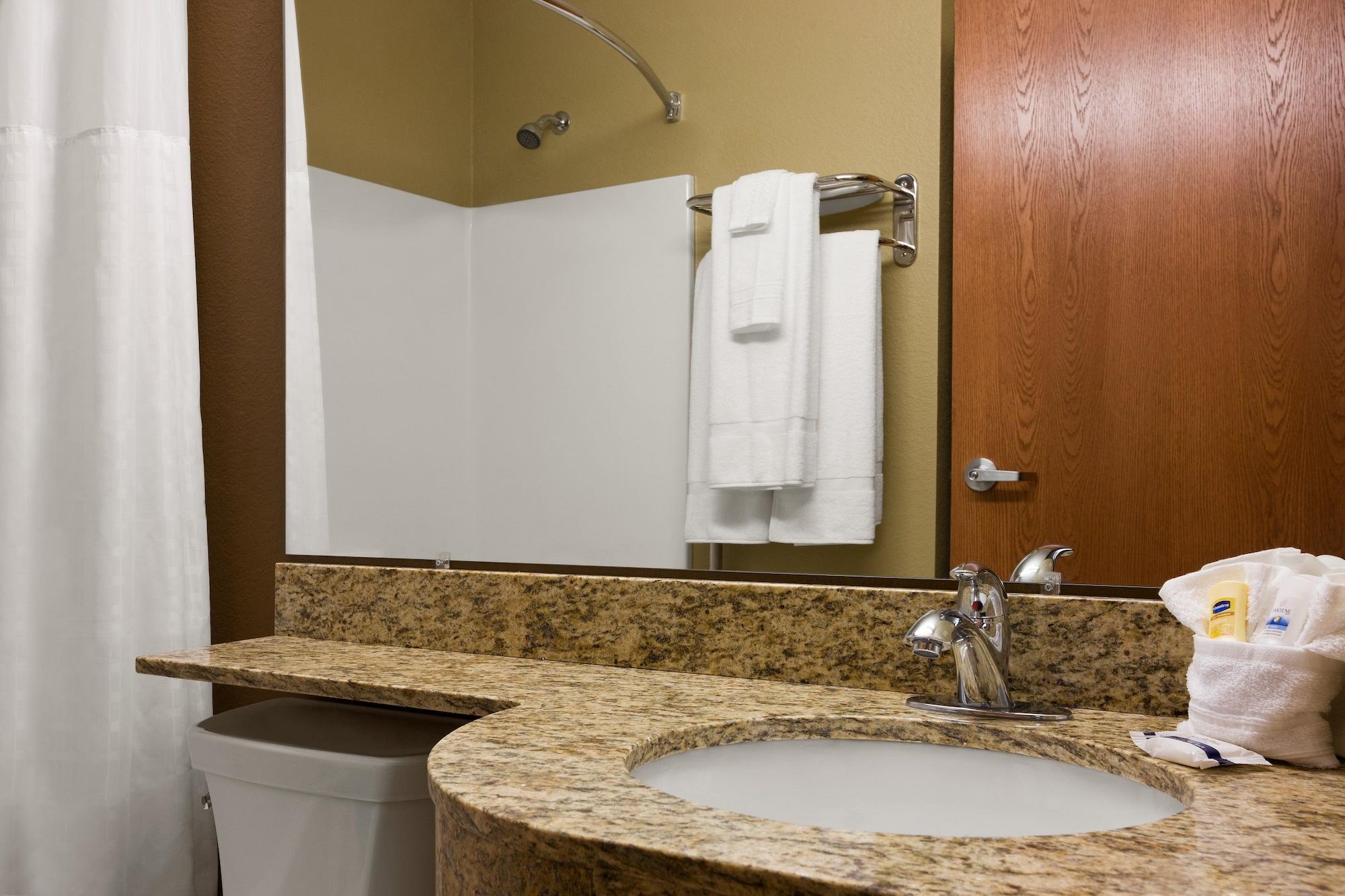 Garner Hotel Gonzales By Ihg Exterior photo