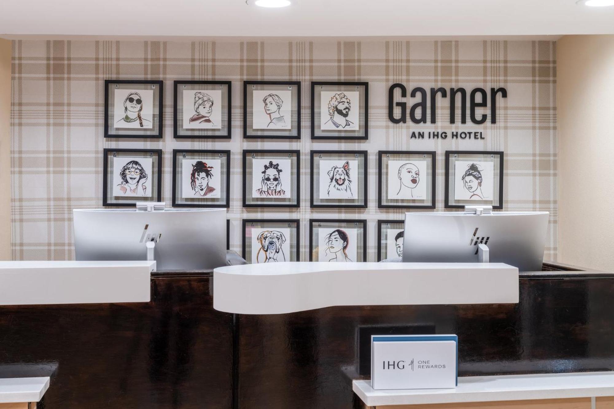 Garner Hotel Gonzales By Ihg Exterior photo